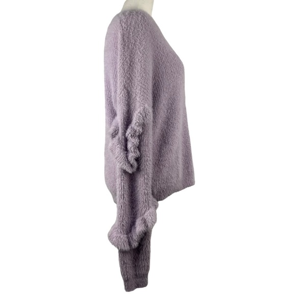 𝅺chelsea & VIOLET CREW NECK LAVENDER COLOR SLOUCH SWEATER WITH RUFFLED‎ DETAIL - Picture 7 of 11